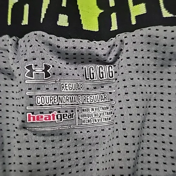 under armour shorts $15 MINIMUM PURCHASE REQUIRED - Picture 3 of 4